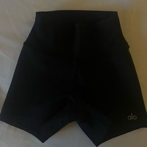 Alo Yoga 3” High Waist Airlift Short